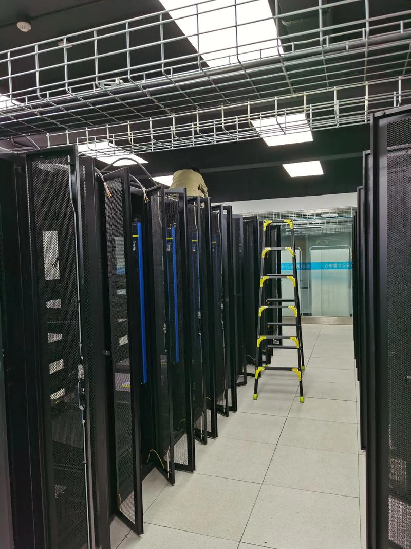 智能化弱電工程助力機房改造，一周攻堅成效顯著